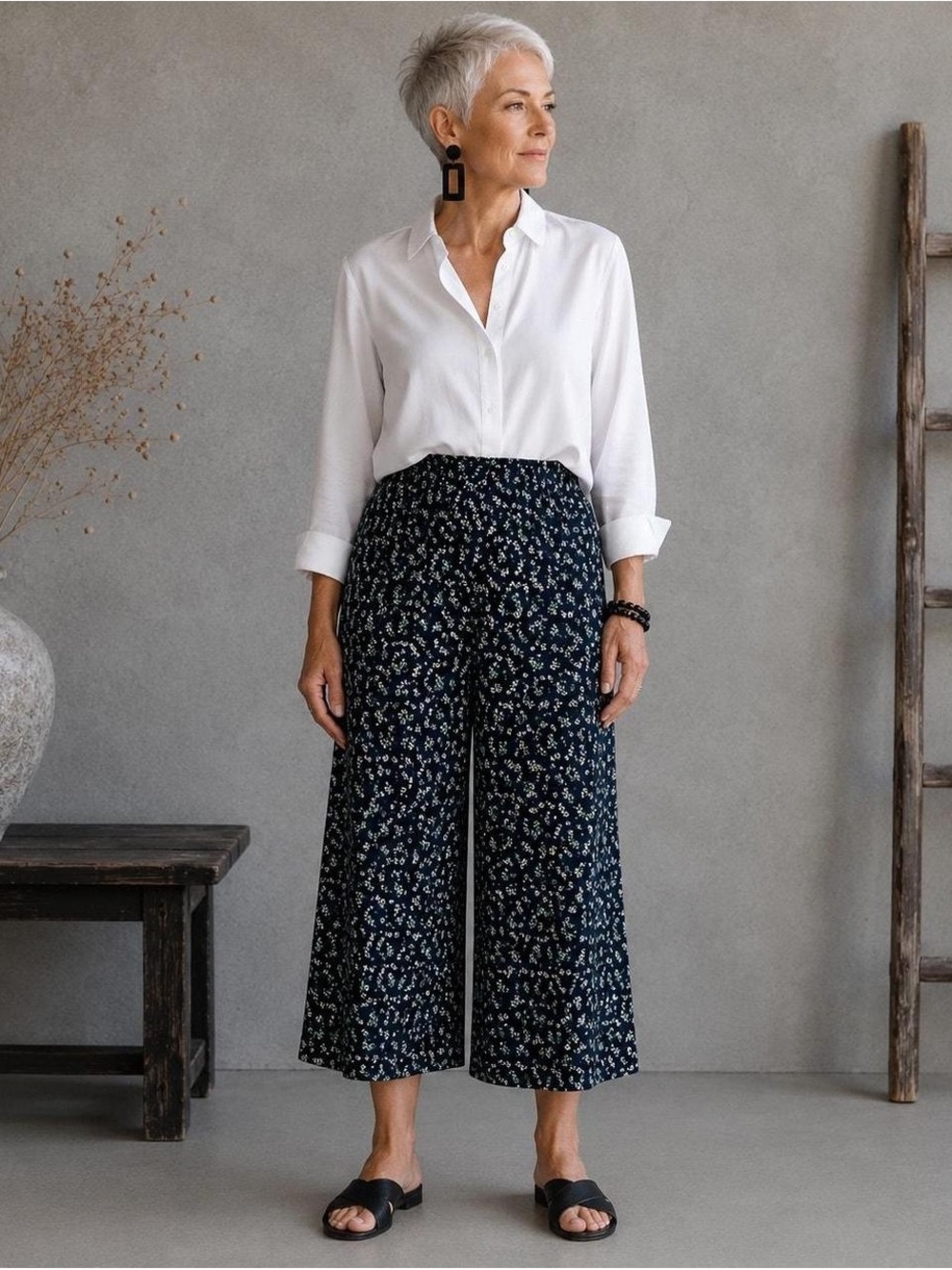 J. Jill Navy Floral Wide Leg Cropped Pants